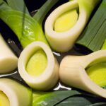 Braised Leeks in Vegetable Broth: A Flavorful Vegan Delight