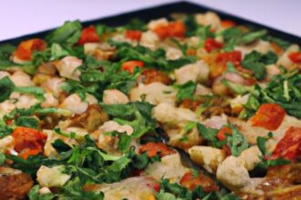 Fresh & Flavorful: Cauliflower Crust Pizza with Arugula & Tomatoes