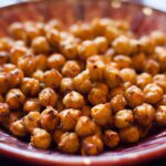 Fiery Sriracha-Roasted Chickpeas: A Crispy Snack Delight