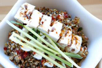 Quinoa Sushi Bowl Delight: Fresh Flavors with Soy Dressing
