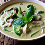 Discover the Vibrant Flavors of Thai Green Curry with Veggies