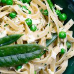 Effortless One-Pot Creamy Vegan Pasta with Fresh Peas