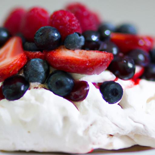 Pavlova​ Perfection: Fresh‌ berries and Cream​ Delight Recipes